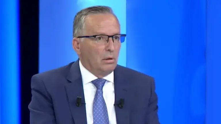 Bedri Hamza tregon: a do të marrë pjesë PDK nesër në seancën për Presidentin?