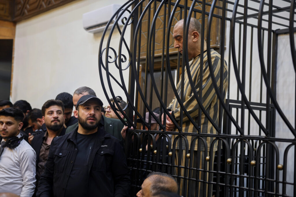 Gjykata siriane hap gjyqin e parë tranzitor ndaj Assadit dhe aleatëve