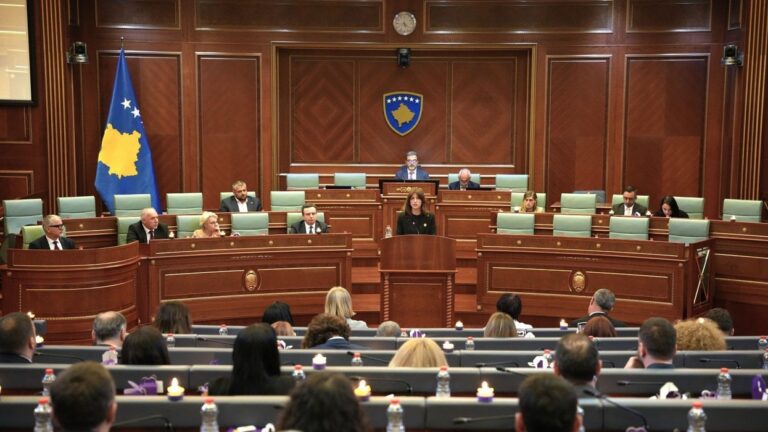 Kosovo heads toward snap elections after parties fail to agree on president
