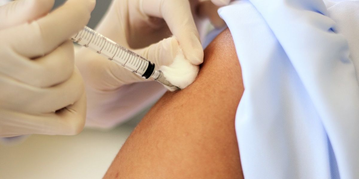 Vaksina kundër HPV-së do të ofrohet në të gjitha QKMF-të dhe qendrat rajonale