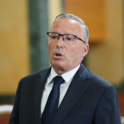 Bedri Hamza duke folur për përfaqësimin e PDK-së në KQZ