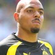 Donyell Malen gjatë një ndeshjeje futbolli