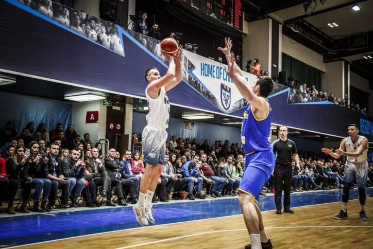 Edmond Azemi rikthehet si lojtar te KB Prishtina