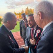 Ejup Maqedonci takohet me Recep Tayyip Erdoğan gjatë ceremonisë ushtarake në Ankara