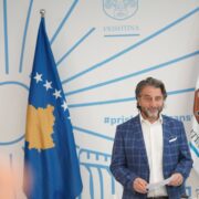 Kryetari i Prishtinës, Përparim Rama, në ambientet e Komunës