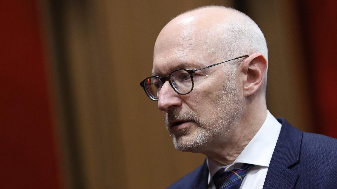 “Bllokada po mban Kosovën në vend?”: Ambasadori francez kërkon institucione funksionale