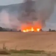 Flakët në një fushë të hapur në Qaskovë të Klinës