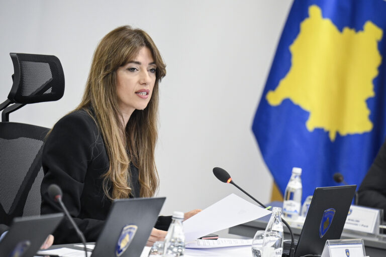 Ambasadori i ri i Belgjikës nis misionin në Kosovë, në tryezë investimet dhe integrimi