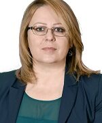 Deputetja e LDK-së Hykmete Bajrami në një portret zyrtar