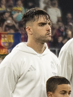 Raúl Asencio lirohet nga akuza për videon intime pasi viktimat e falën
