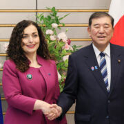 Vjosa Osmani gjatë një takimi zyrtar në Japoni në vitin 2025
