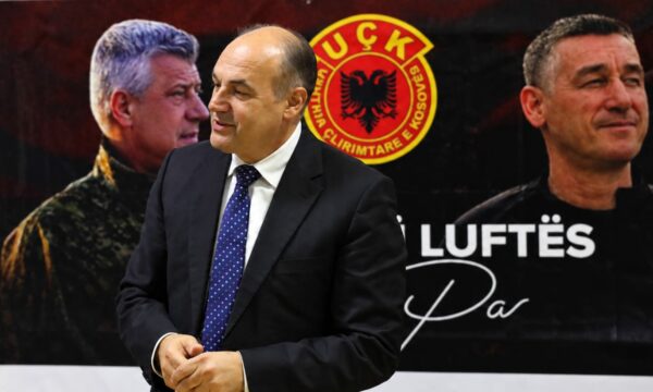 Hoxhaj fton qytetarët në marshin e 1 tetorit për UÇK-në