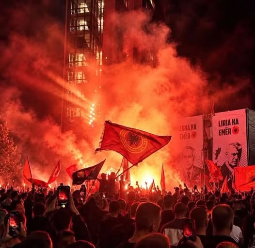 Tifo-grupet paralajmërojnë protestë të përbashkët për krerët e UÇK-së