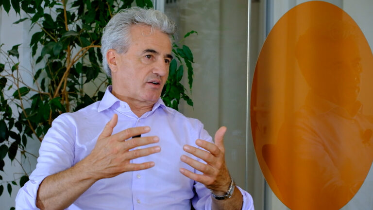 Koci vlerëson Kurtin që nuk u tërhoq për veriun