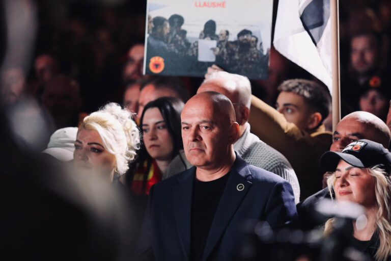 Gjini pas protestës në Gjakovë: “UÇK-ja luftoi për liri”