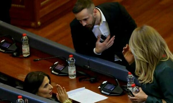 Geci për Specialen dhe Çitakun: “qëndrimet e mia tashmë dihen”