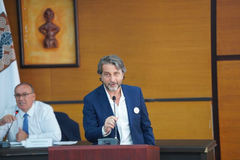 Rama: Prishtina miraton mbi 161 milionë euro, LVV-ja kundër