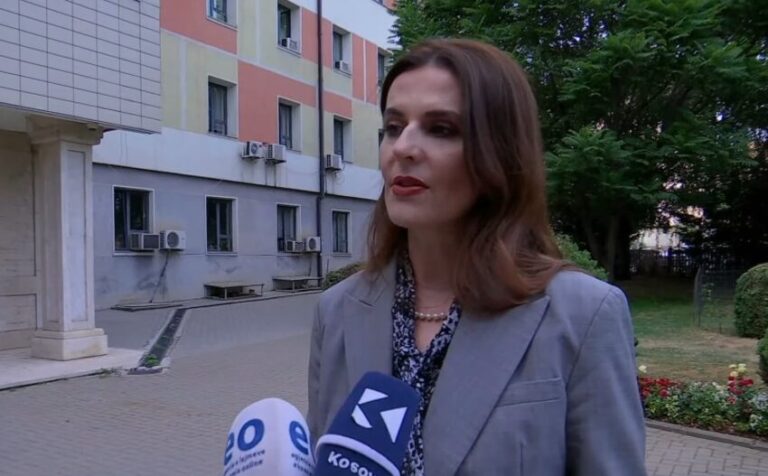 Çitaku ambasadorit britanik për Hagën: “Mos na qitni hi syve”