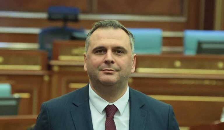 Bajqinovci: Gjuha e PDK-së ndaj aleatëve është e rrezikshme