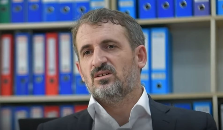 Miftaraj kritikon Kushtetuesen: Brenda një viti ndryshoi dy herë praktikën