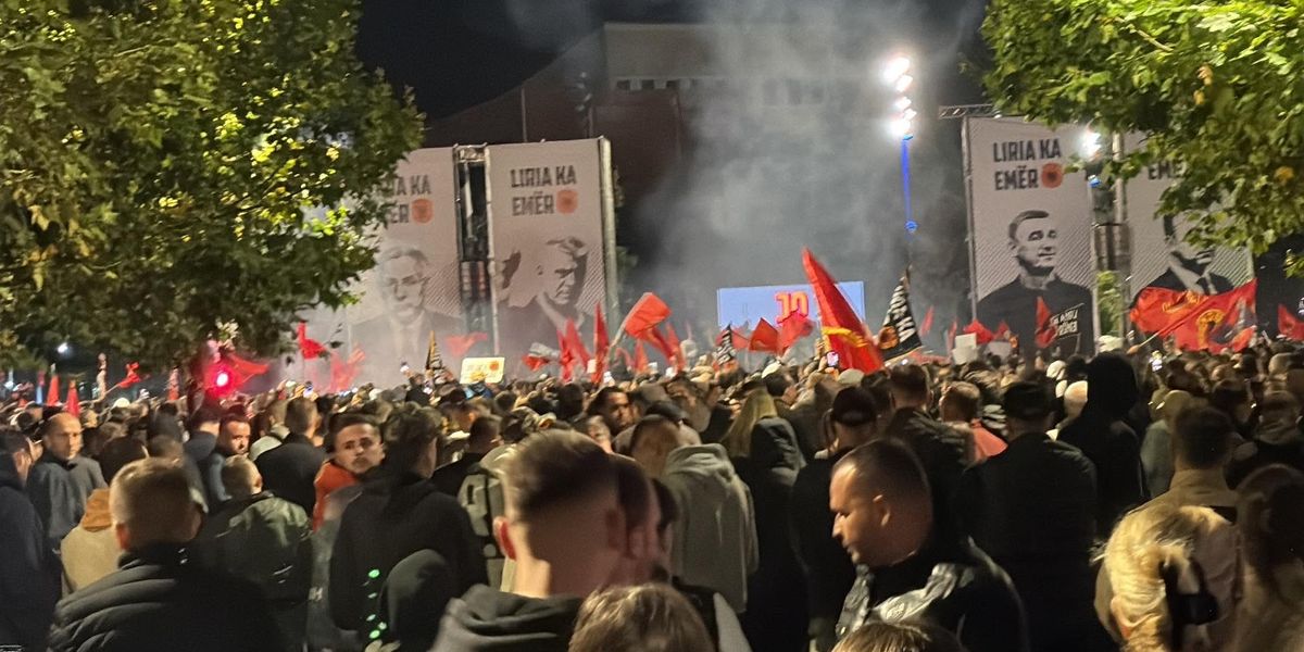 Haziri paralajmëron vazhdimin e protestave për UÇK-në dhe kërkon përgjigje nga institucionet