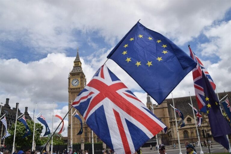 Burnham nuk përjashton rikthimin e Britanisë në BE