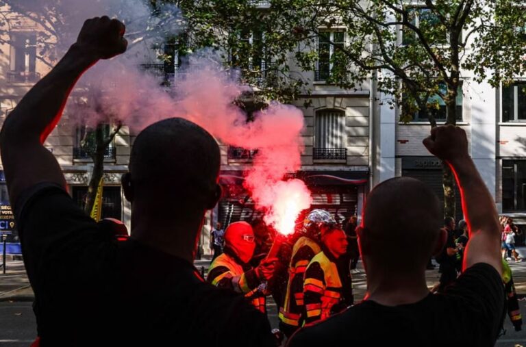 Nuñez: 440 të ndaluar në protestat në Francë, shumica të mitur