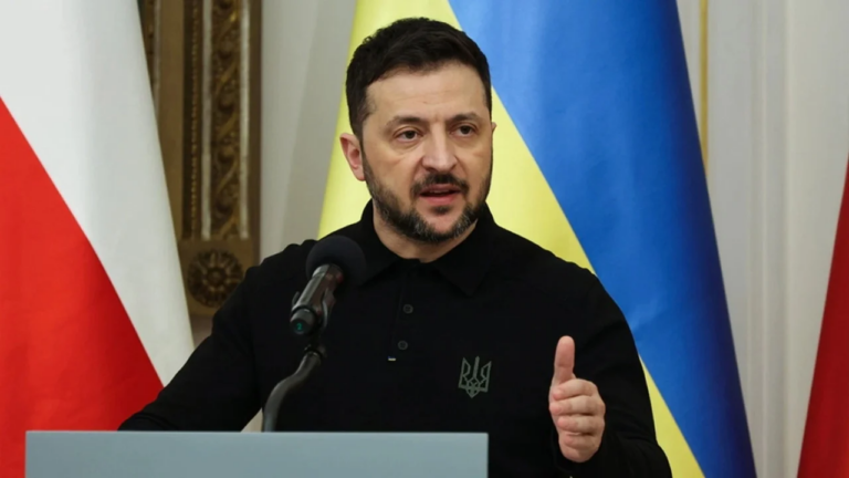Zelensky: Trump miratoi licencën për prodhimin e raketave Patriot