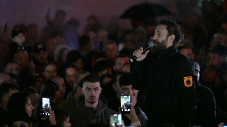 Haziri u kërkon deputetëve veprim: “Votojeni ligjin!”