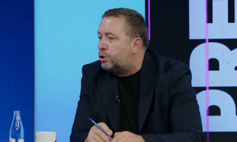 Latifi për Presidentin: “askush nuk i beson askujt”
