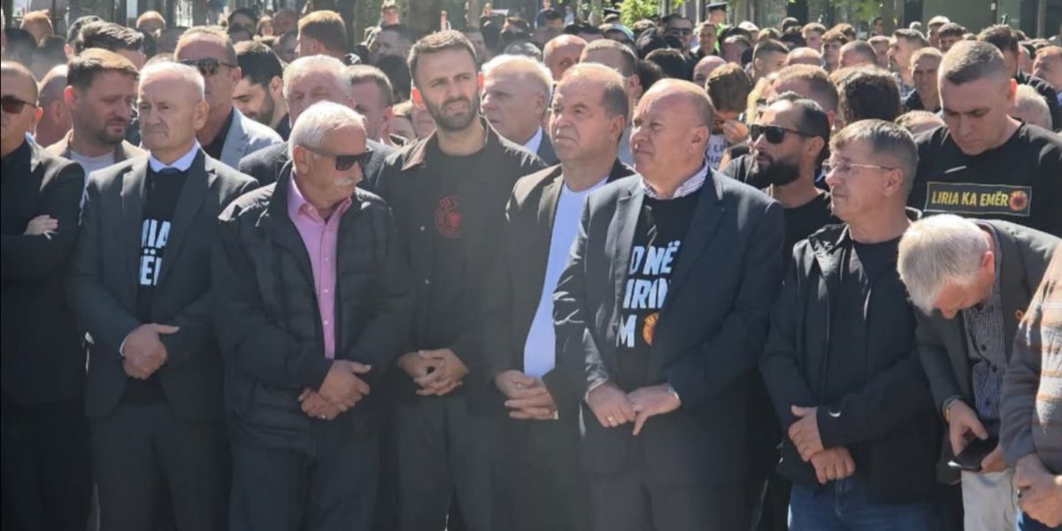 Protestë në Klinë kundër vendimit të Hagës, Elezaj: Nuk është në emrin tonë