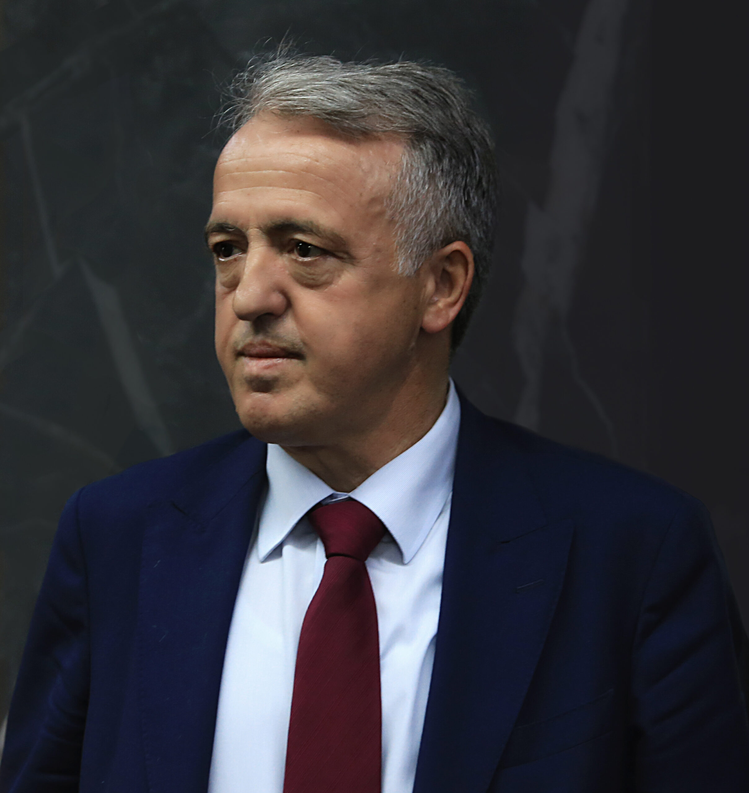 Hamiti para mbledhjes së LDK-së: Deputetët nuk i nënshtrohen mandatit detyrues