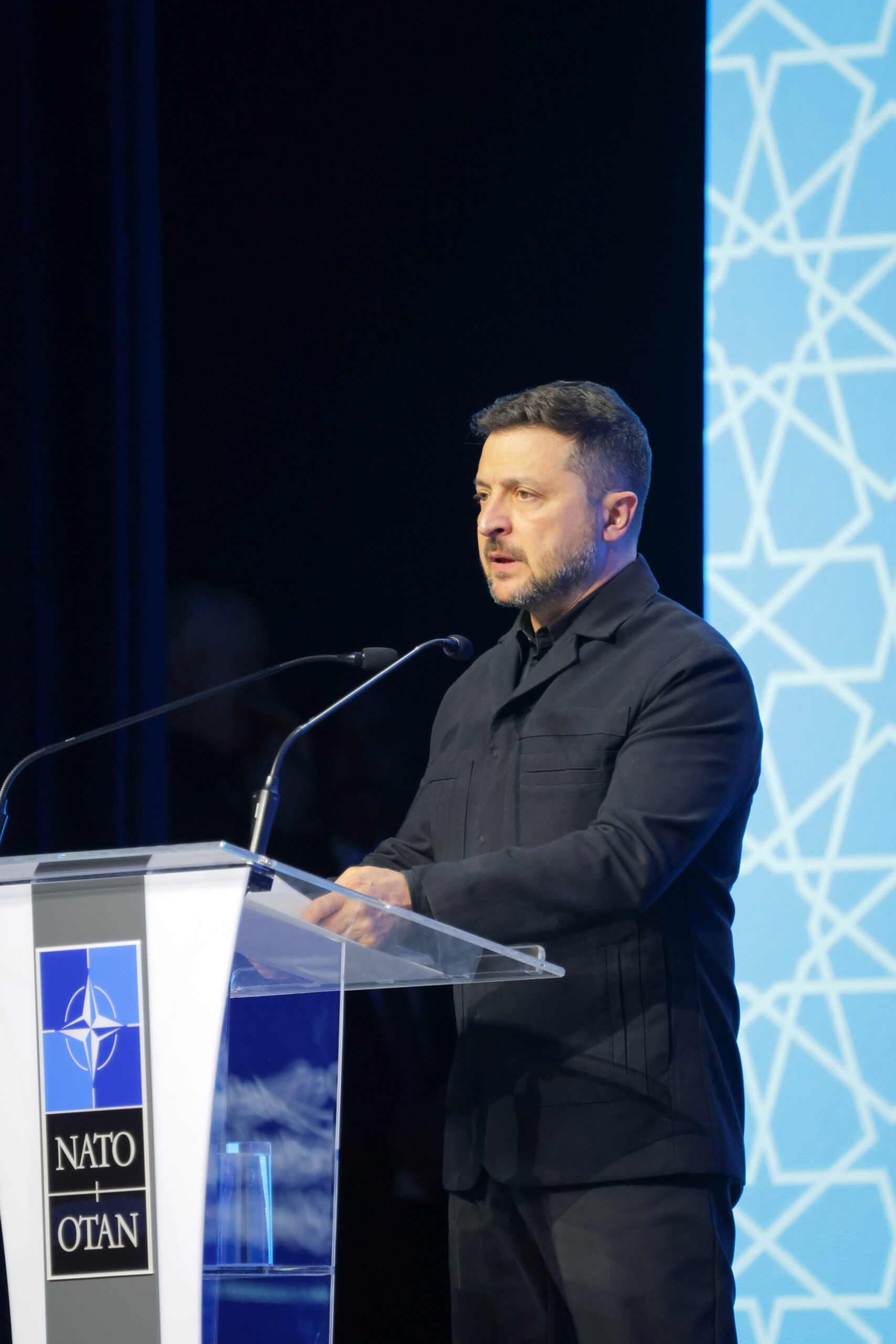 Zelensky kritikon aleatët pas sulmeve ruse: Diplomacia nuk mund të funksionojë me orar