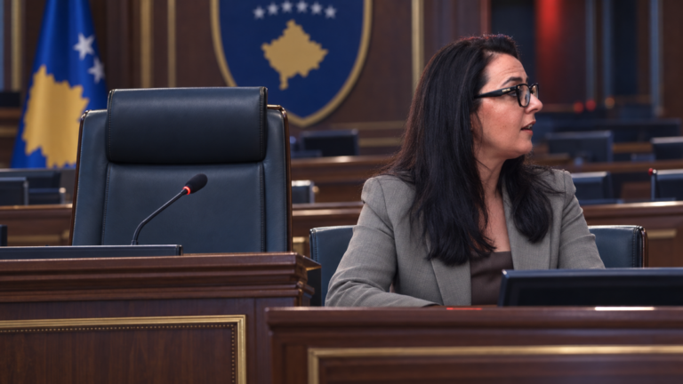 Kuvendi mbetet peng — kush po e bllokon?