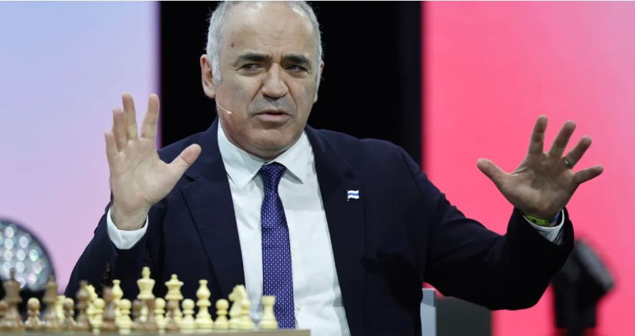 Kasparov: Na paralajmëruan se jemi objektiva për vrasje