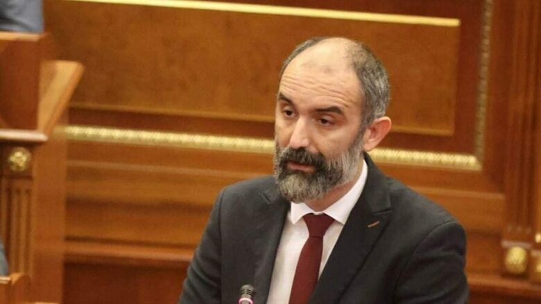 Abrashi: Presidentja u zgjodh pa presione ndërkombëtare
