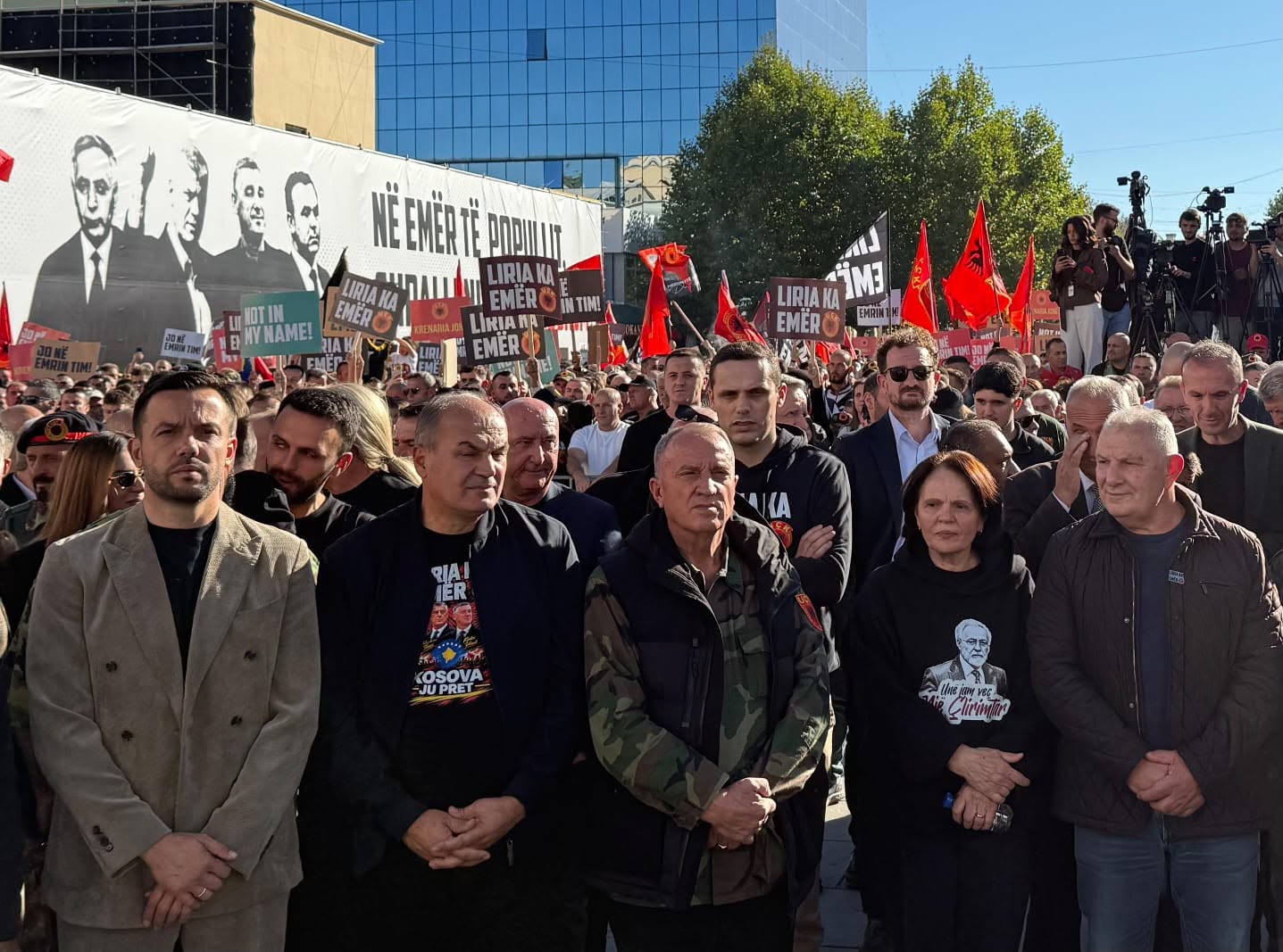 Hoxhaj nga protesta: “Historia jonë ka dëshmitar një popull të tërë!”
