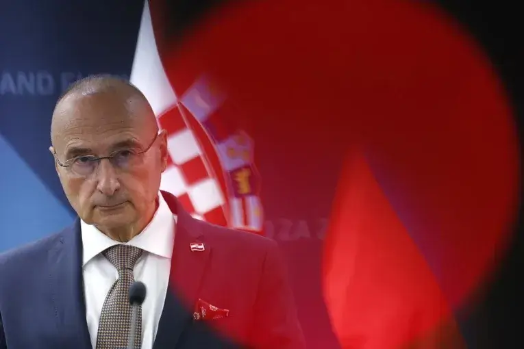Kroacia kërkon pasuri mbi 2,4 miliardë euro nga Mali i Zi