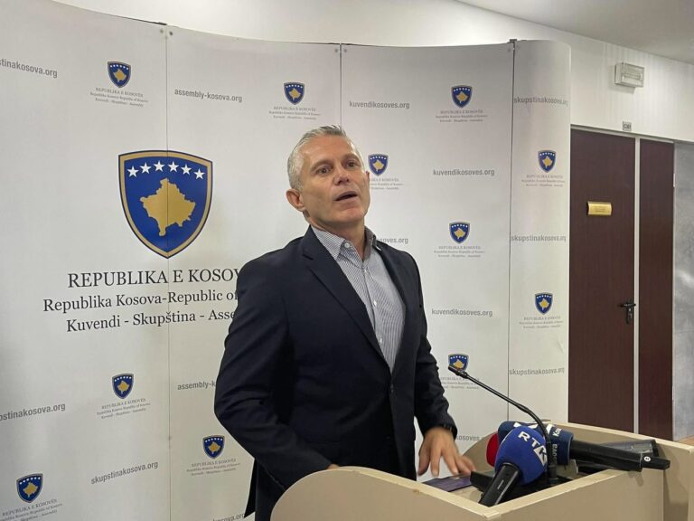 Ramadani: AAK-ja s’është pjesë e negociatave për presidentin