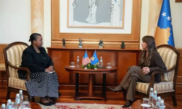 Takimi Bell–Haxhiu, çfarë prioritetesh veçon Ambasada amerikane?