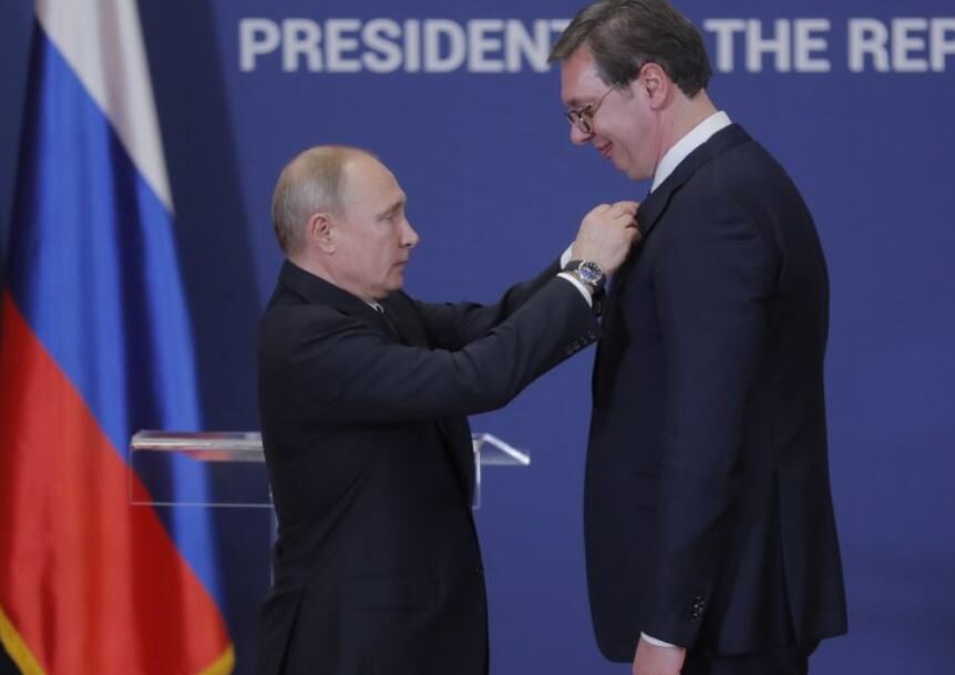 Putin shpreson ta shohë Vuçiqin kryeministër të Serbisë