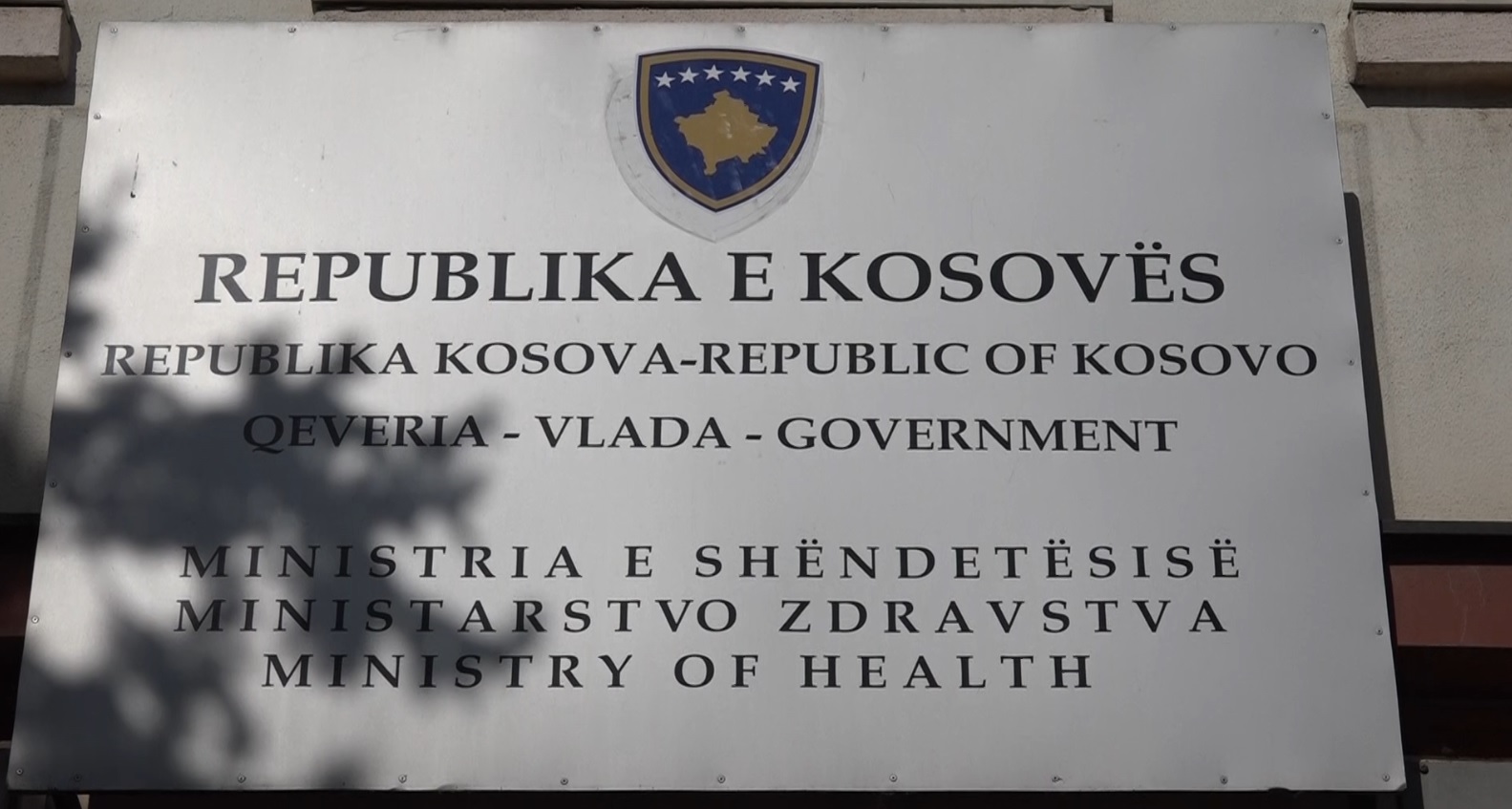 Këshilltari i Vitisë kundërshton lidhjen e vdekjes me terapinë